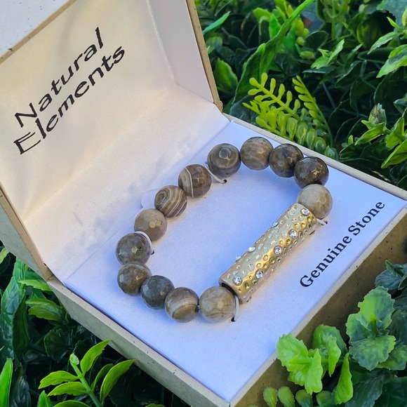 Natural Elements Stone Bracelet - Picture 3 of 6